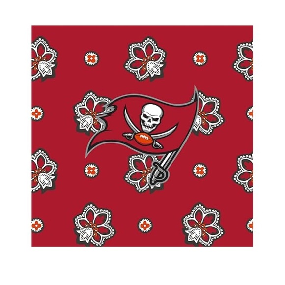 Vera Bradley x NFL Tampa Bay Buccaneers Backpack Red/Black Bandana- NWT - Picture 5 of 9